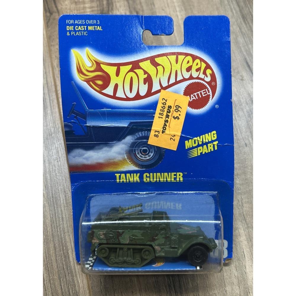 Hot Wheels 1989 Tank Gunner #83 –‎ Rare Blue Card Military Vehicle
